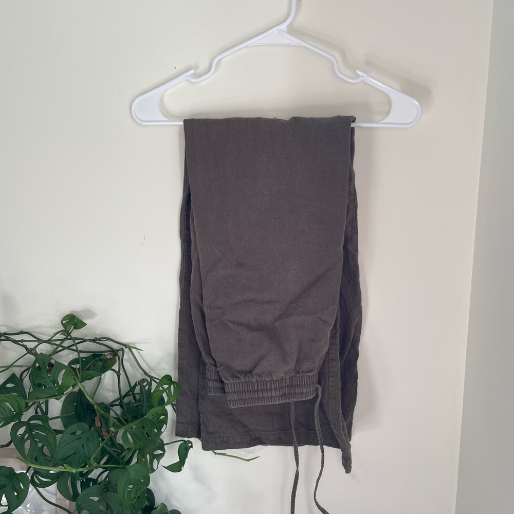 Neuflora Dusty Sage Linen Pants